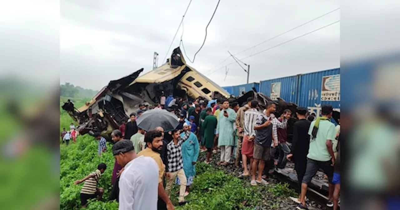 West Bengal train accident: बंगाल में बड़ा रेल हादसा; अब तक 8 की मौत, सामने आईं दिल दहलाने वाली तस्वीरें