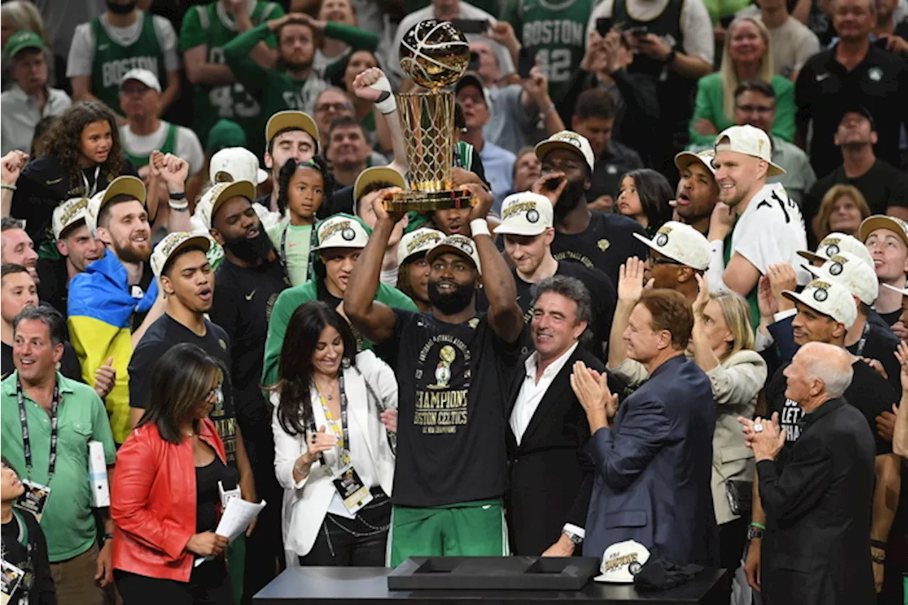 Nba, i Boston Celtics conquistano il 18° titolo Nba