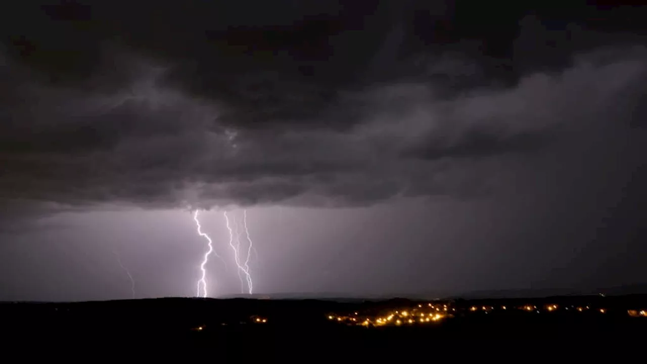 Orages violents: Météo France place quatre départements en vigilance orange