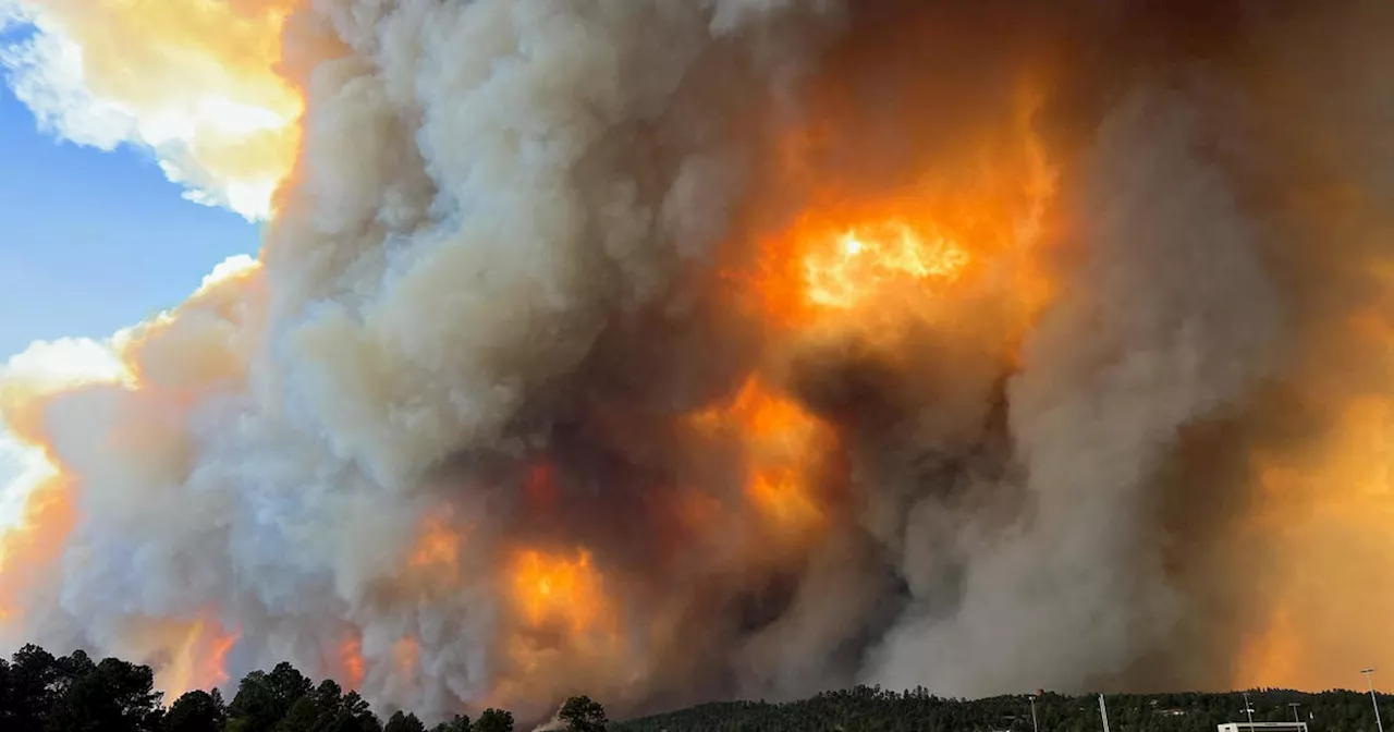 New Mexico village of Ruidoso orders residents to evacuate due to raging wildfire: 'GO NOW'