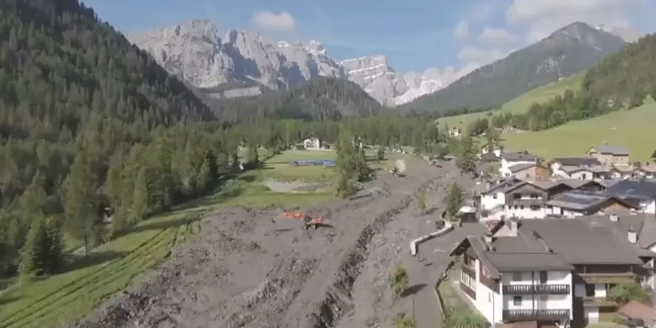 Schlammlawine bahnt sich nach massivem Regen Weg durch Südtiroler Wanderparadies