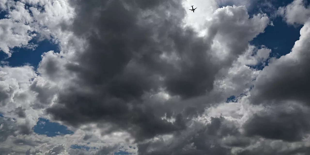 Wetter im Ticker: Schwere Unwetter in Deutschland - EM-Fanmeilen abgesagt