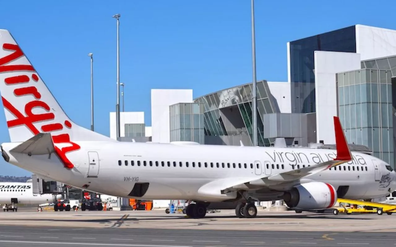 Avião faz pouso de emergência na Nova Zelândia após suposta colisão com pássaros