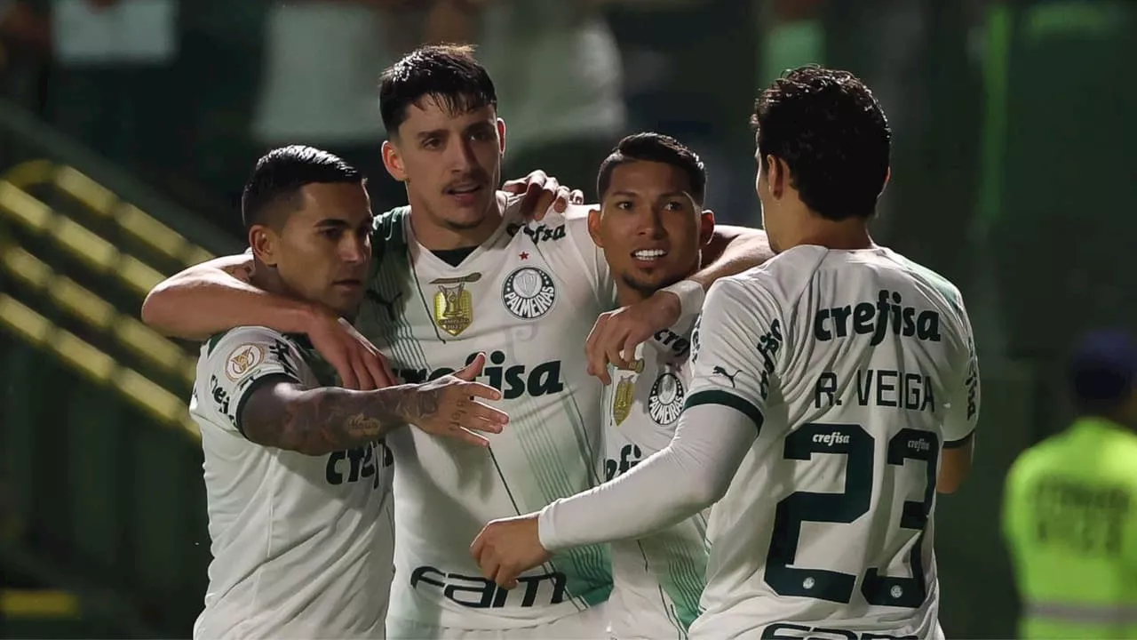 Piquerez revela como elenco do Palmeiras reagiu à permanência de Dudu