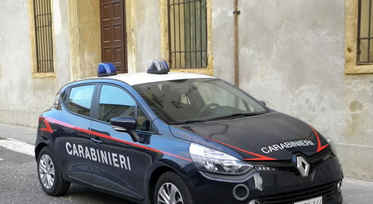 Picchia la fidanzata e la sbatte sul pavimento: imprenditore 35enne arrestato, lei è grave in ospedale