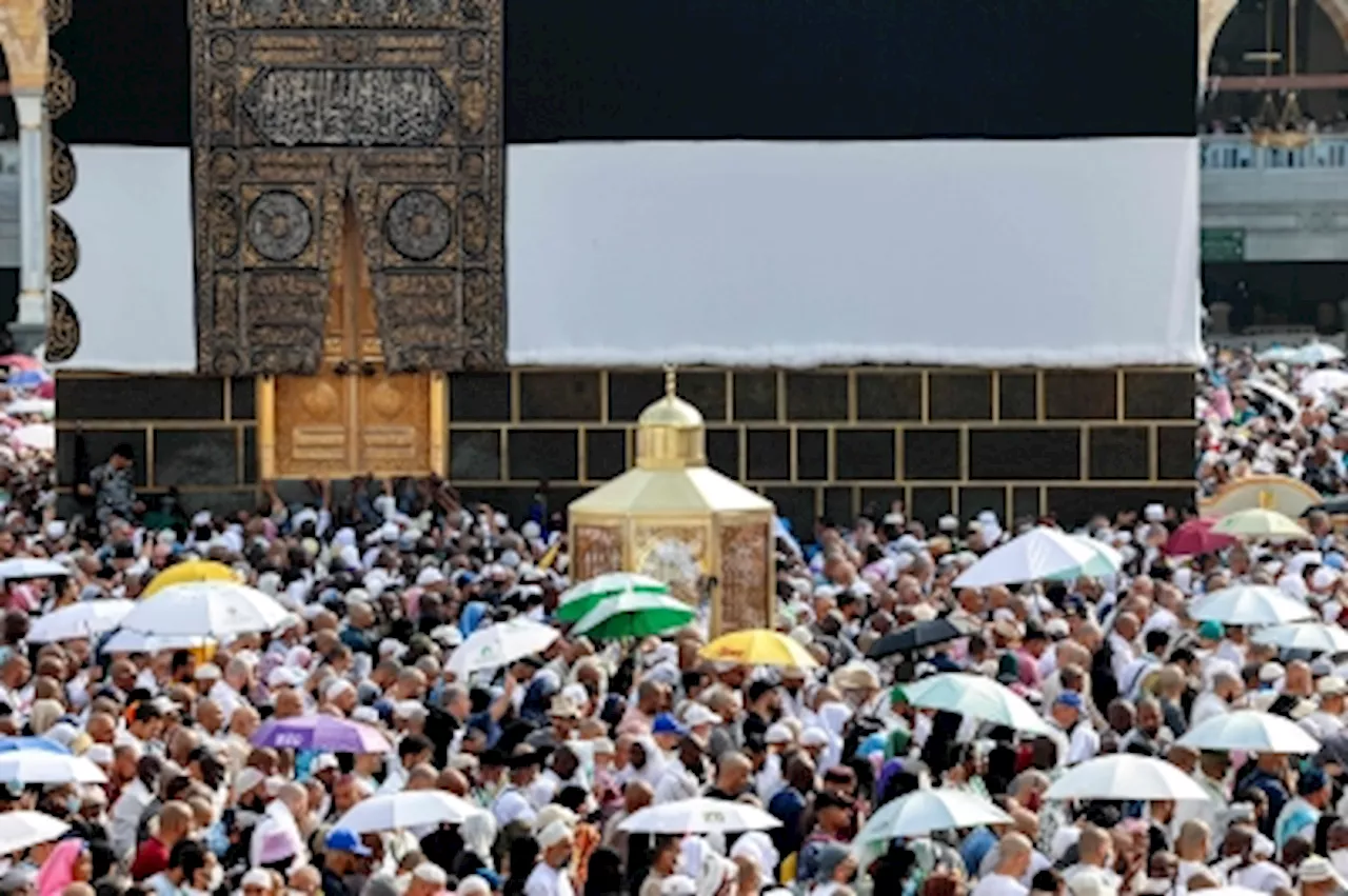 Diplomats say at least 550 pilgrims died during Haj, mostly Egyptians