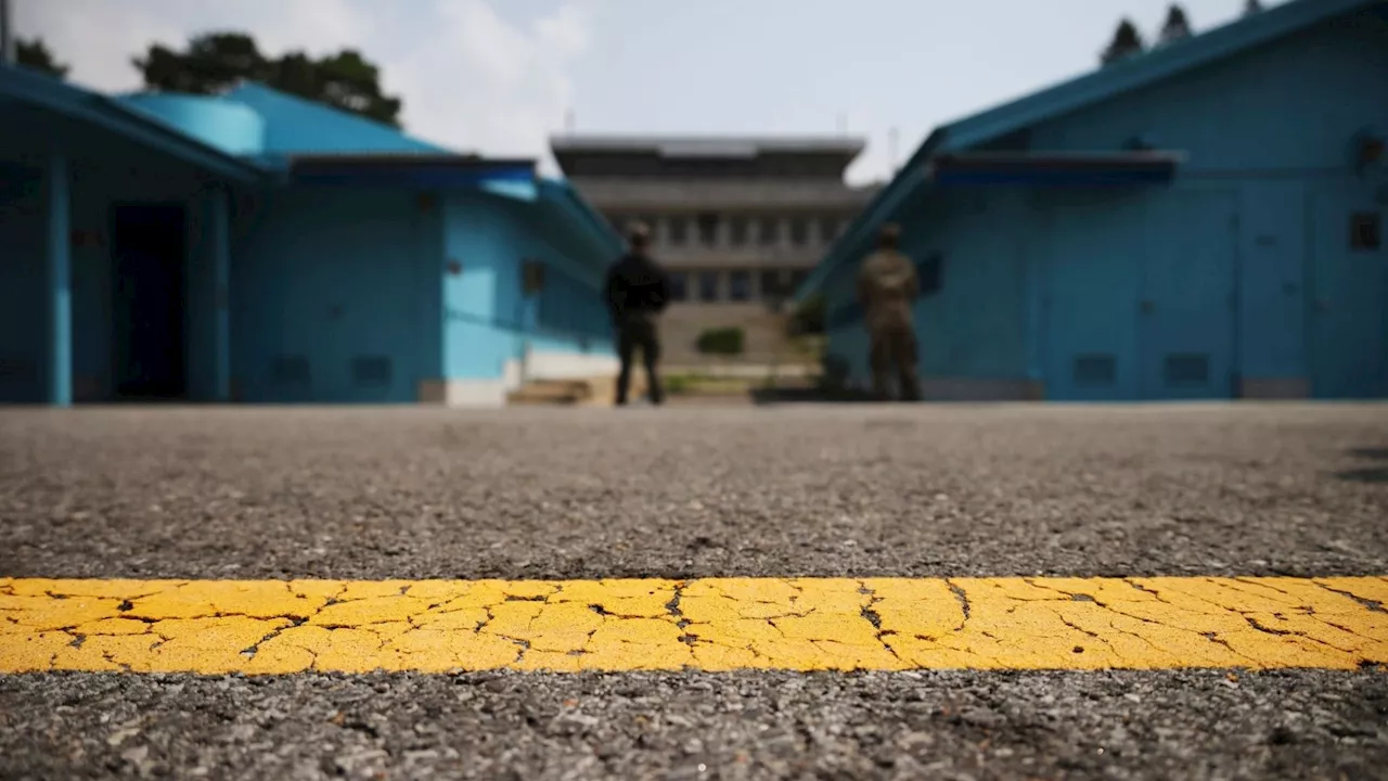 Südkoreanische Soldaten geben Warnschüsse an Grenze ab