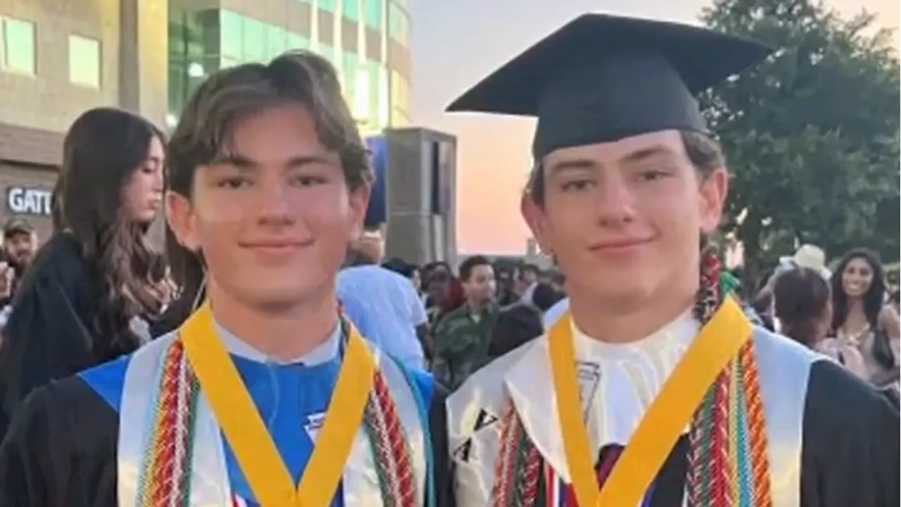 Clark High School's twin graduates top their class as valedictorian and salutatorian