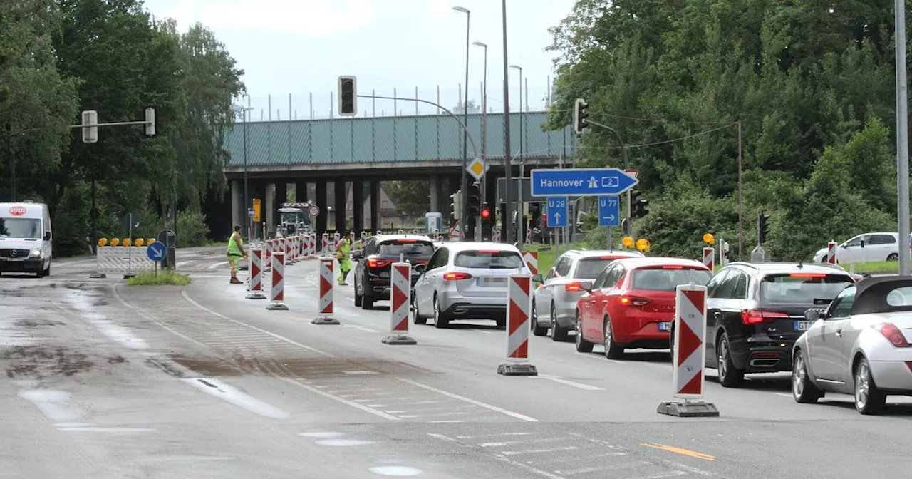 Lange Staus vor A2-Auffahrt in Gütersloh: So umfahren Sie die neue Sperrung