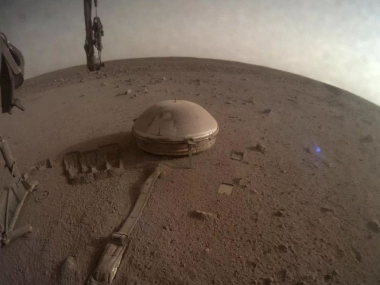 Marsquakes could reveal whether liquid water exists underground on red planet