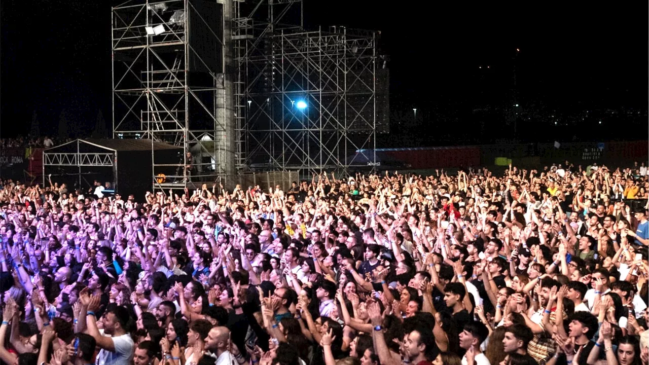 In 15mila all'Ippodromo delle Capannelle per "La Prima festa", con Carl Brave e Noemi