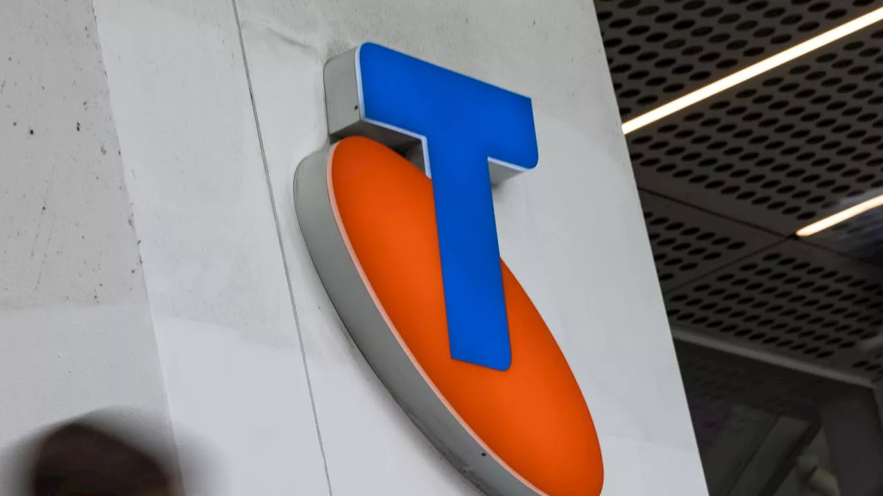 Telstra is giving away 12,000 mobile phones