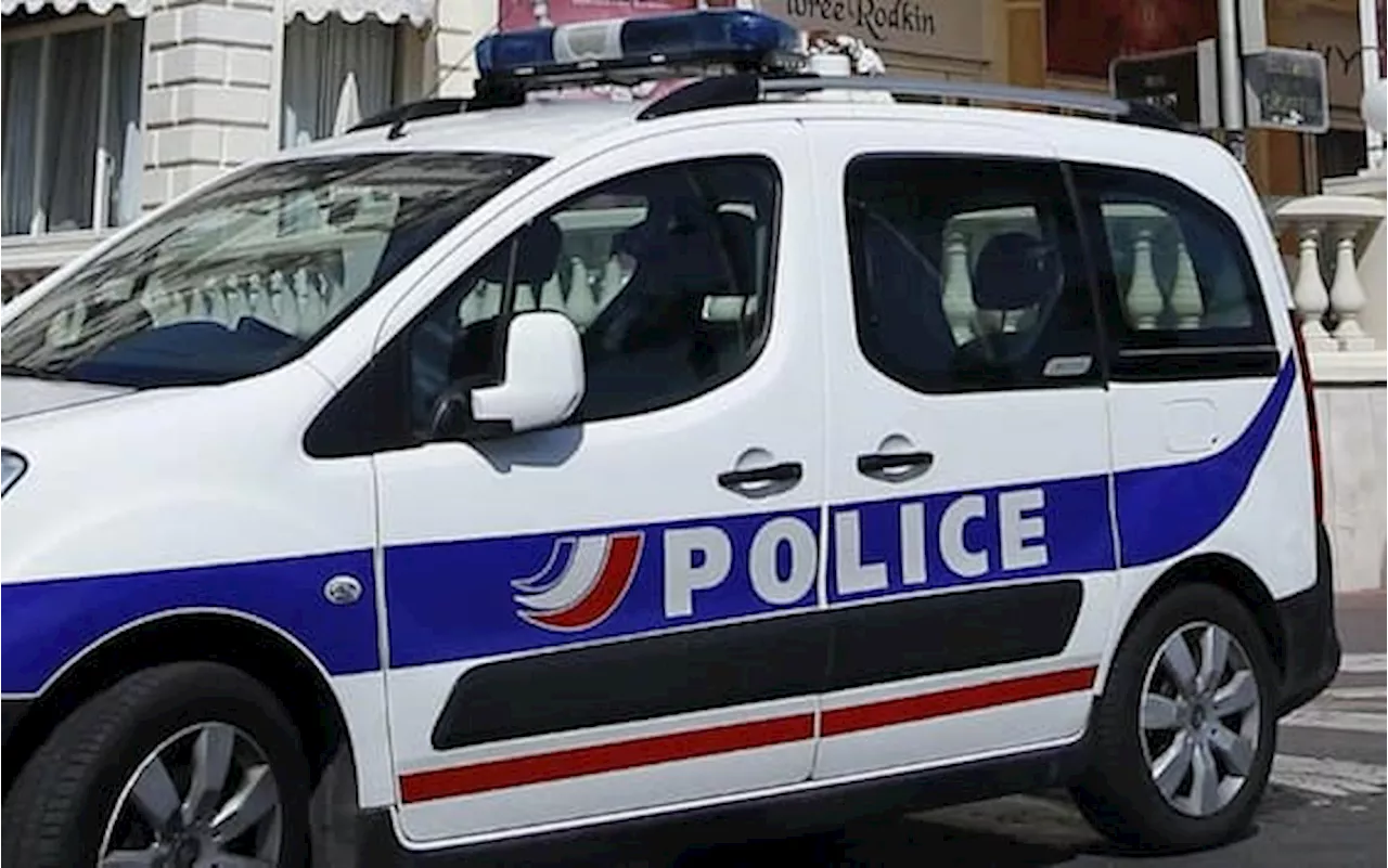 Francia: 12enne denuncia, 'violentata perché ebrea'