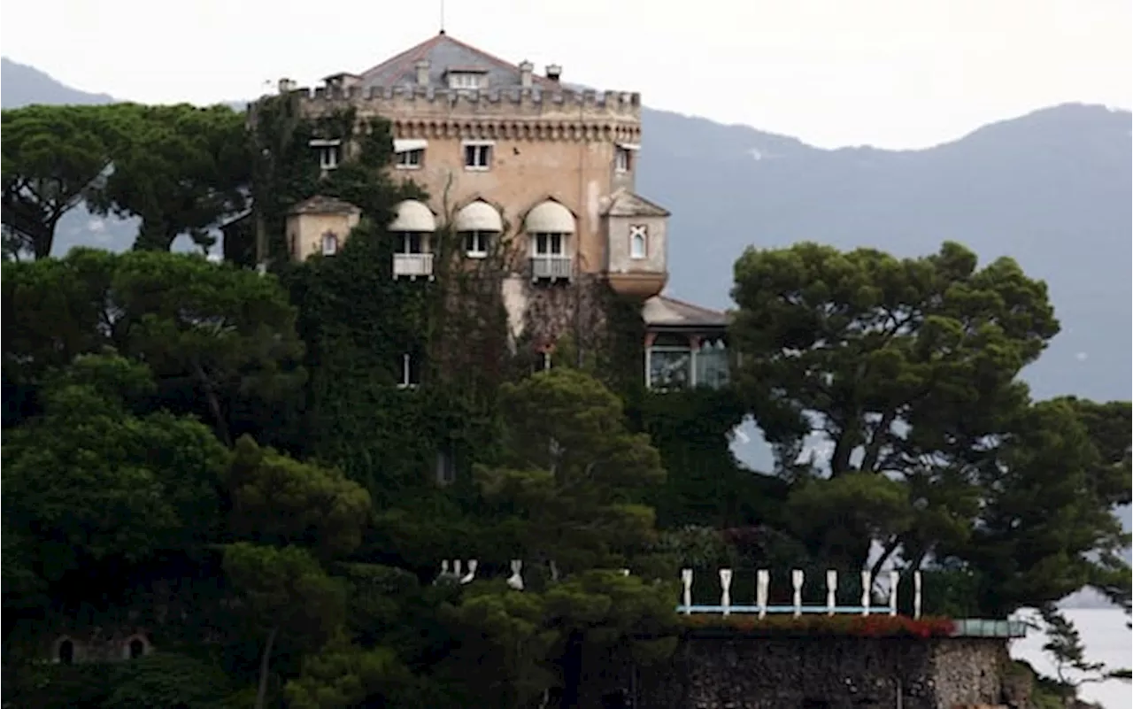 Pier Silvio Berlusconi chiude il mutuo e si intesta Villa San Sebastiano a Portofino