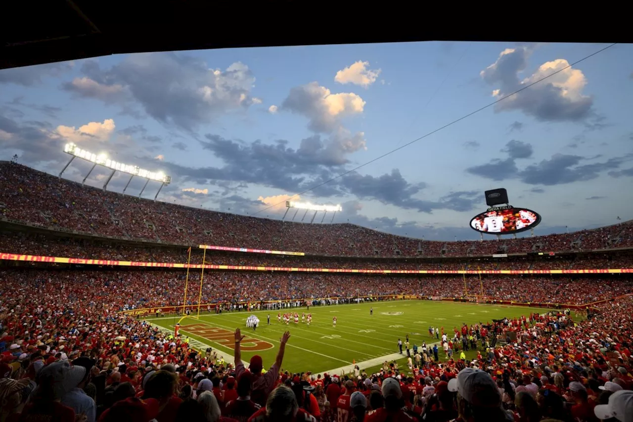 Kansas lawmakers approve a plan to lure the Chiefs from Missouri by helping to finance a new stadium