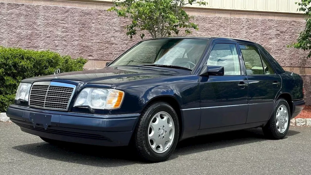 Somehow, this ’95 Mercedes-Benz E-Class fetched for nearly P6-M