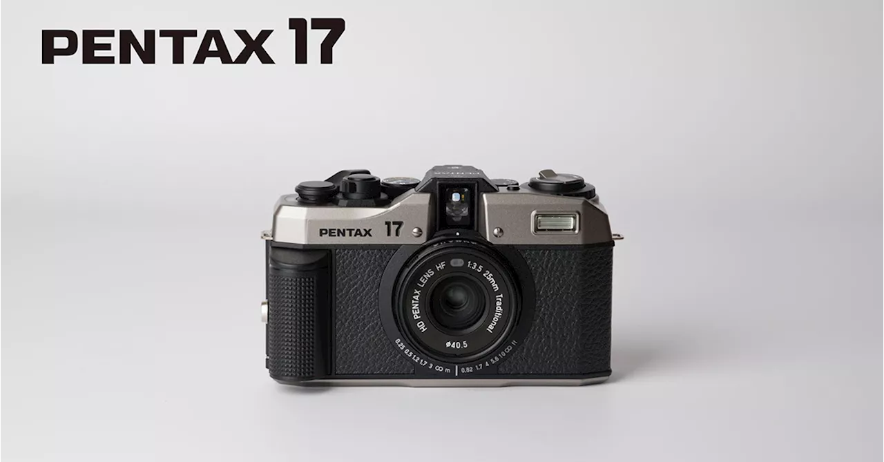 ペンタックスの“新作フィルムカメラ”登場 ハーフサイズコンパクト「PENTAX 17」