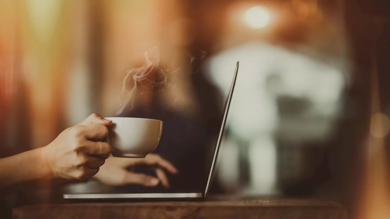 Voici une bonne nouvelle si vous aimez boire du café quand vous êtes au boulot