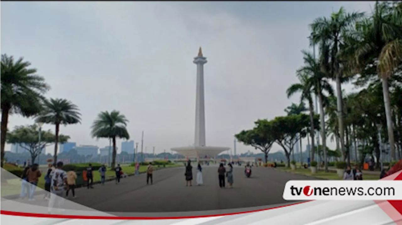 Ribuan Wisatawan Serbu Monas pada Libur Idul Adha Hari Ini