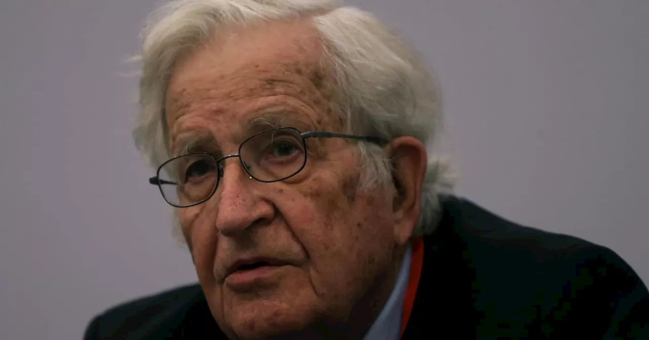 Medios internacionales reportan la muerte de Noam Chomsky a sus 95 años