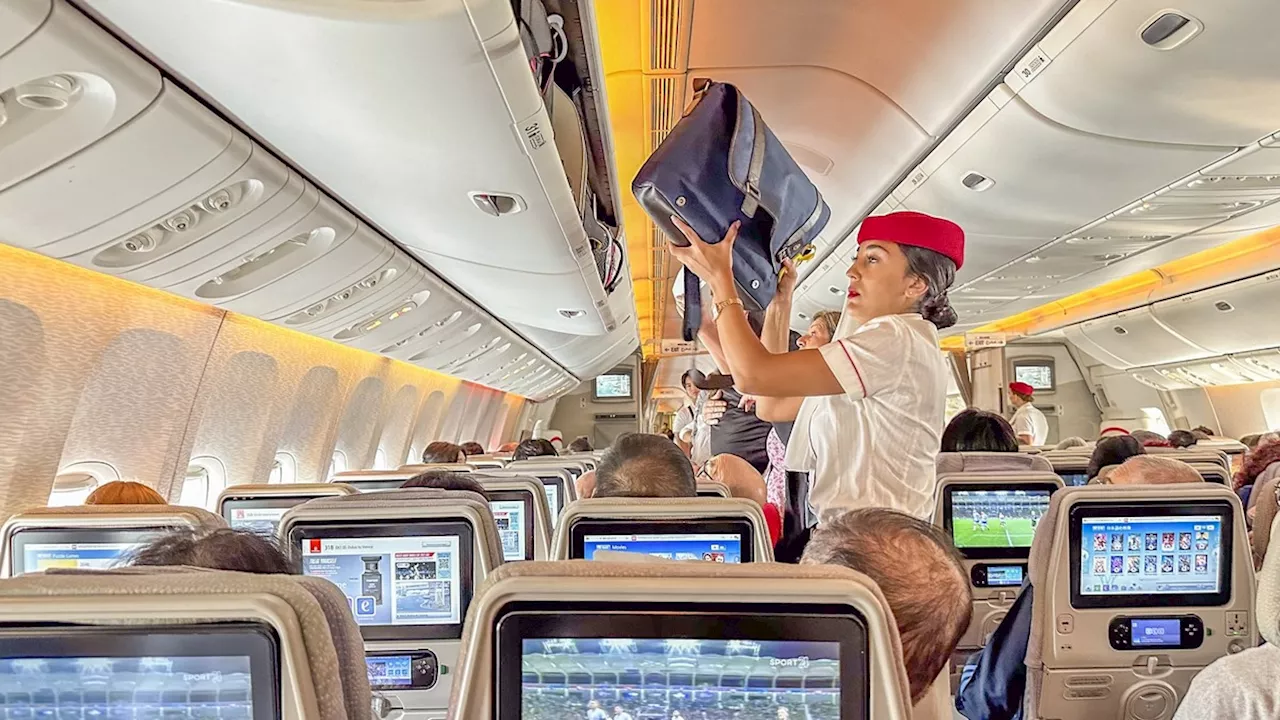 Urlaub: Ex-Flugbegleiterin packt aus – das sollten Passagiere nie tun