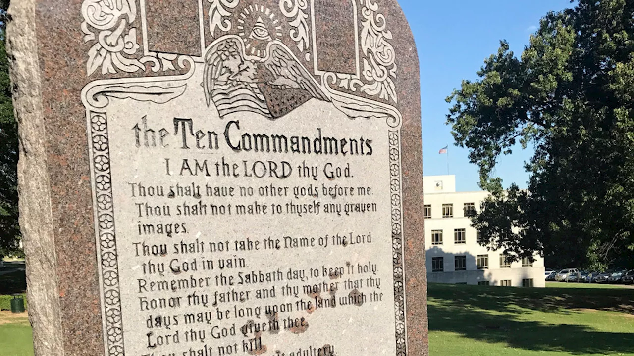 Louisiana mandates Ten Commandments displays in all public school classrooms