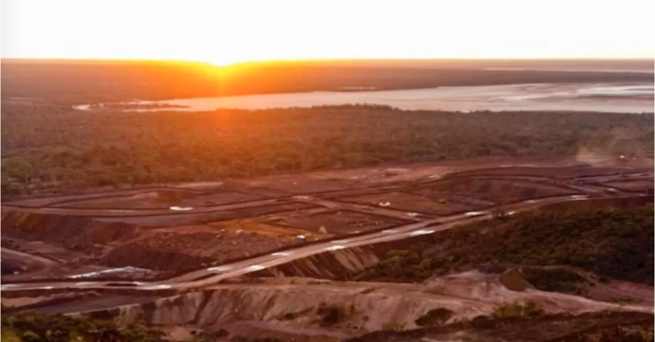 About 1000 jobs cut in WA mining hub closure