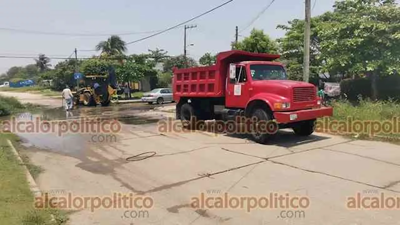 Destacan autoridades limpieza de canales a cielo abierto en Coatzacoalcos