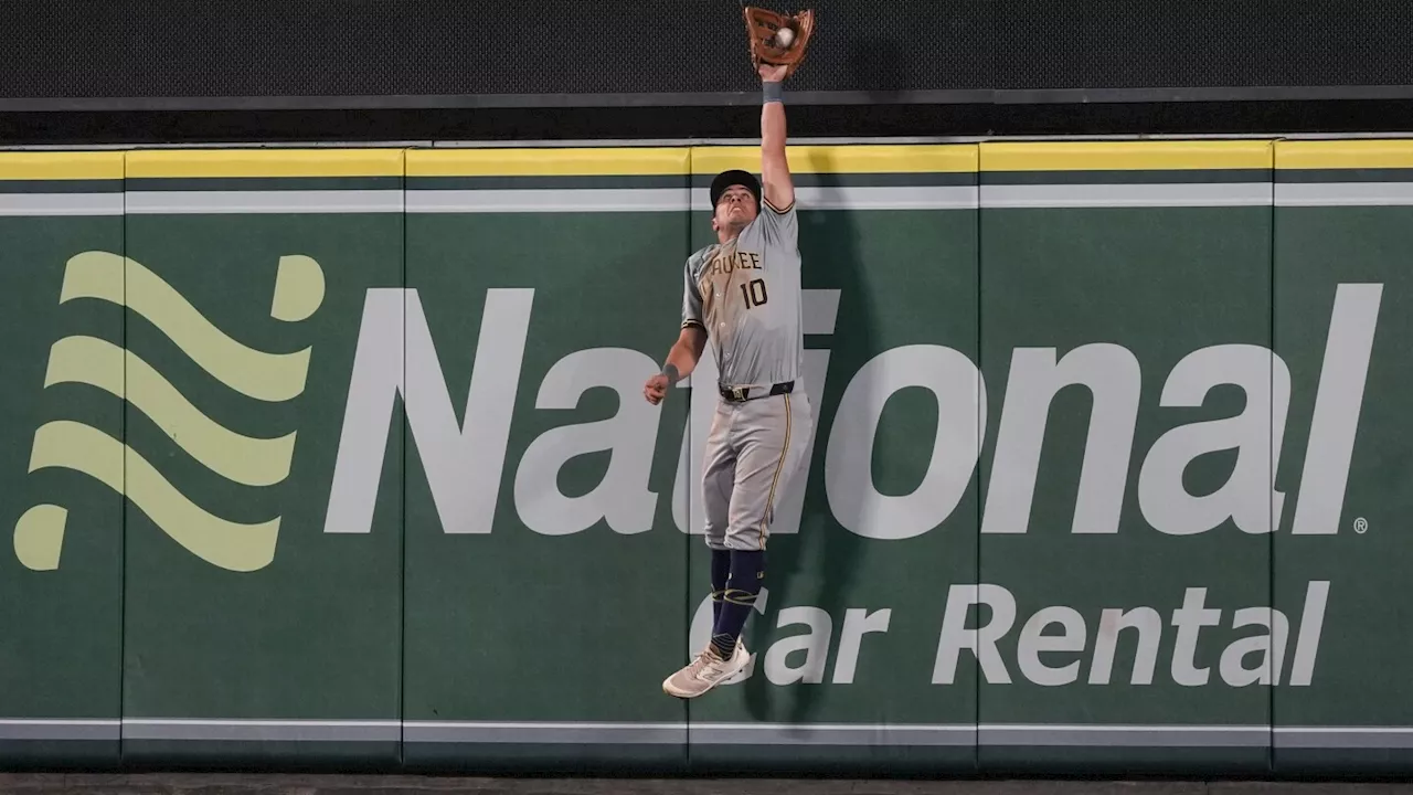 Sal Frelick robs Taylor Ward of a tying home run to end the Brewers' 6-3 win over the Angels