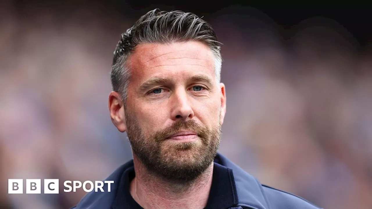 Rob Edwards: Luton Town manager signs new four-year deal