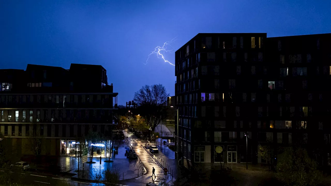 Orages violents: Météo France place 12 départements en vigilance orange