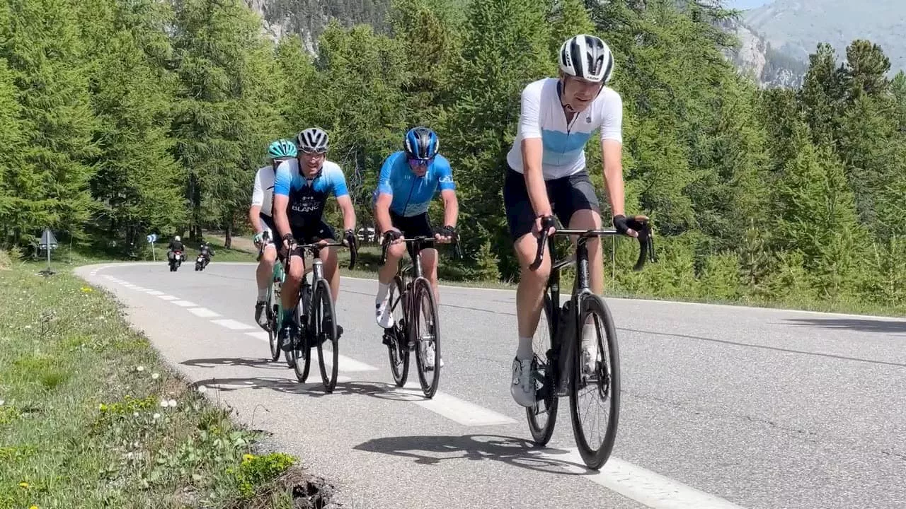 Paris-Nice cyclo 2024: 200 cyclistes amateurs ont traversé les Hautes-Alpes