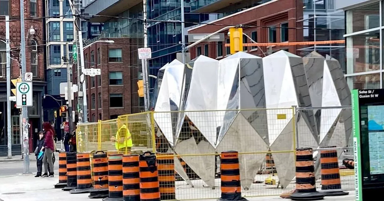 Toronto neighbourhood unveils new sculpture and it already has people talking