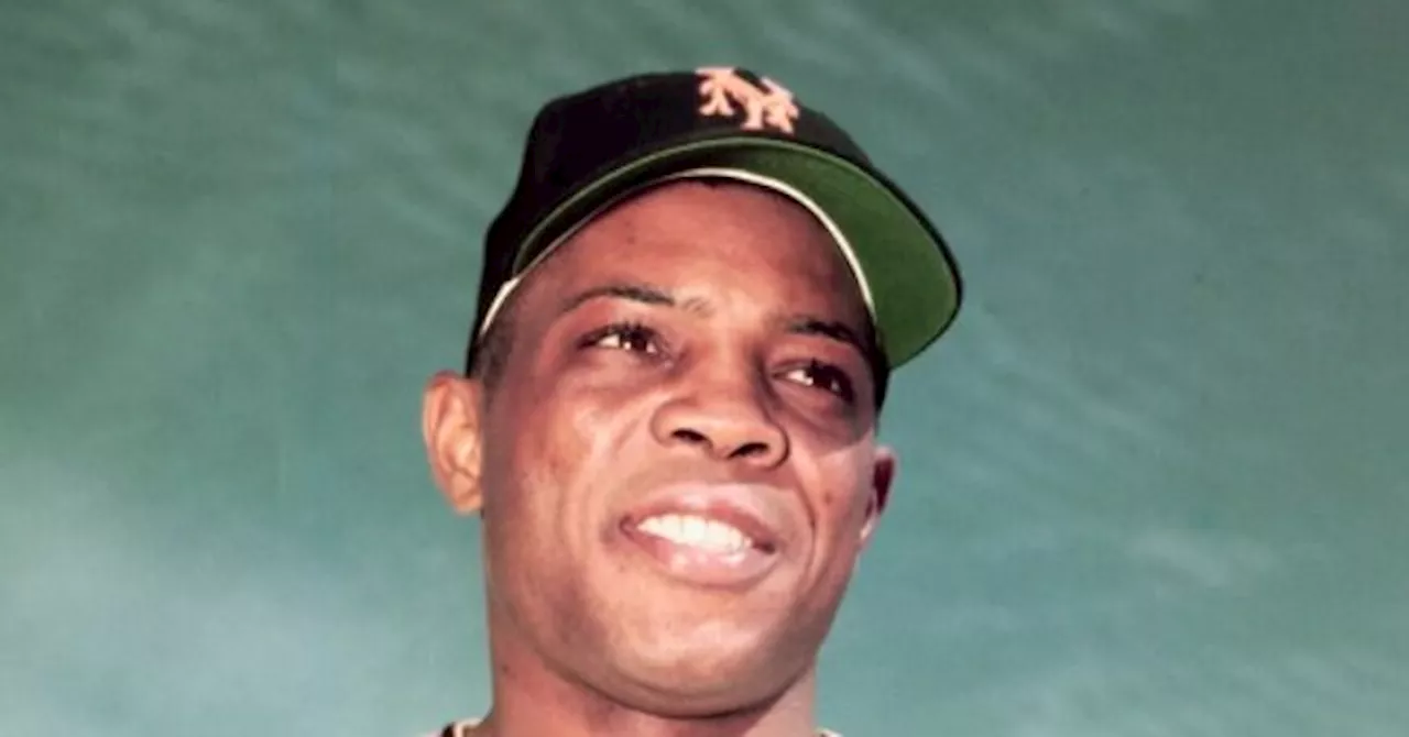 Willie Mays, Giants’ Electrifying ‘Say Hey Kid,’ Has Died at 93