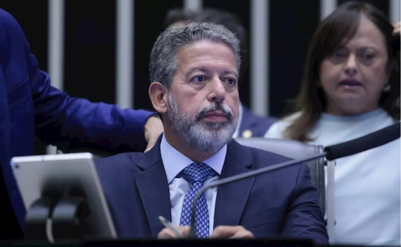 Moraes volta atrás e libera publicações com acusações de ex-mulher de Lira