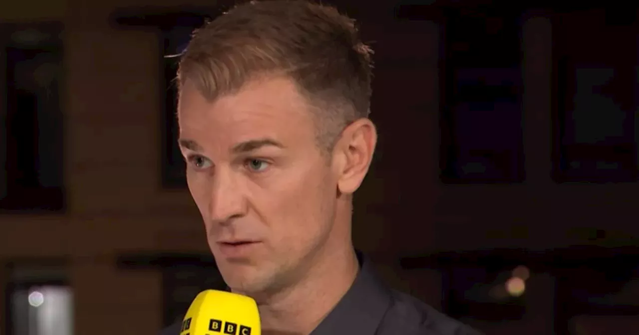 Joe Hart salutes the pillar that protects Celtic pal in darkest moment