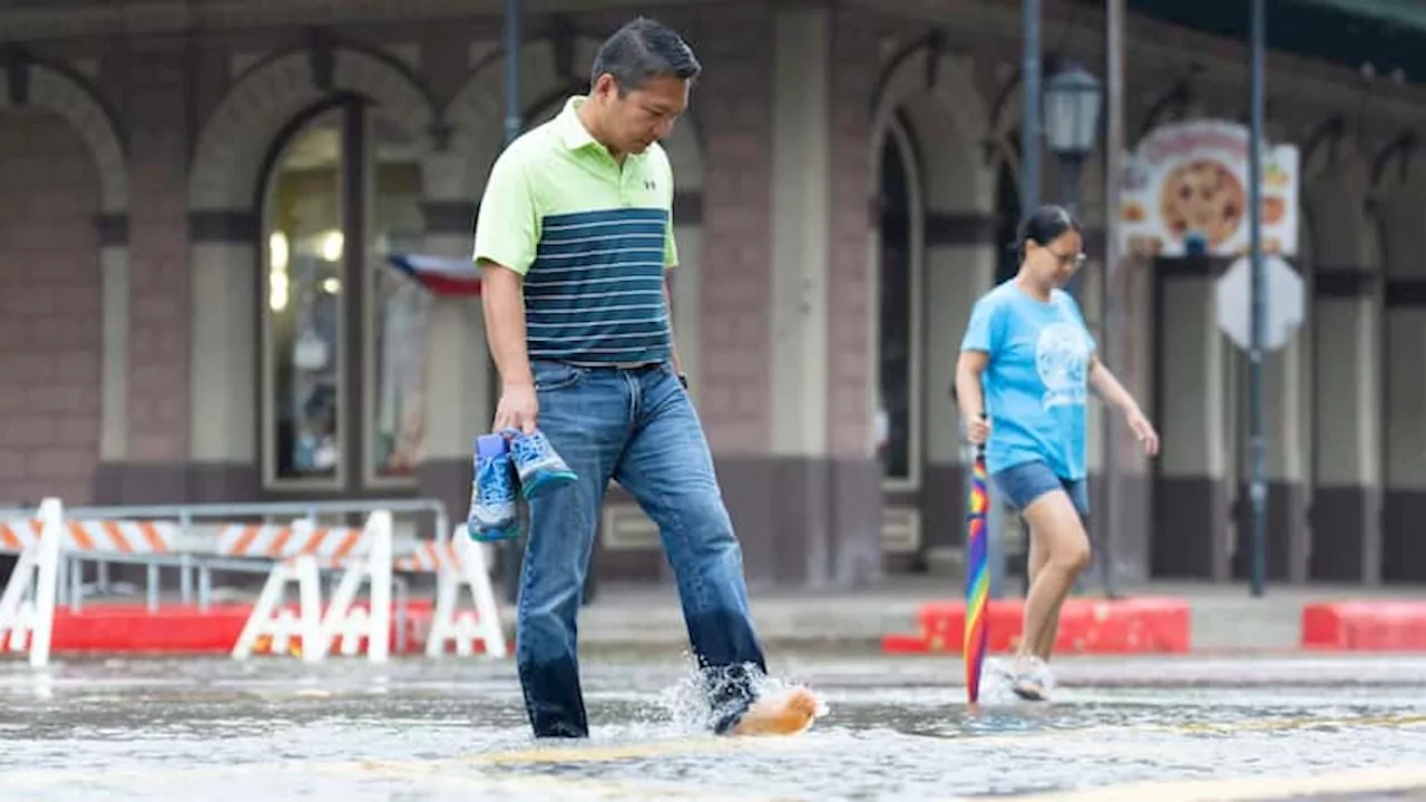 Tropical storm warnings on Texas coast as Alberto forms in southwest Gulf