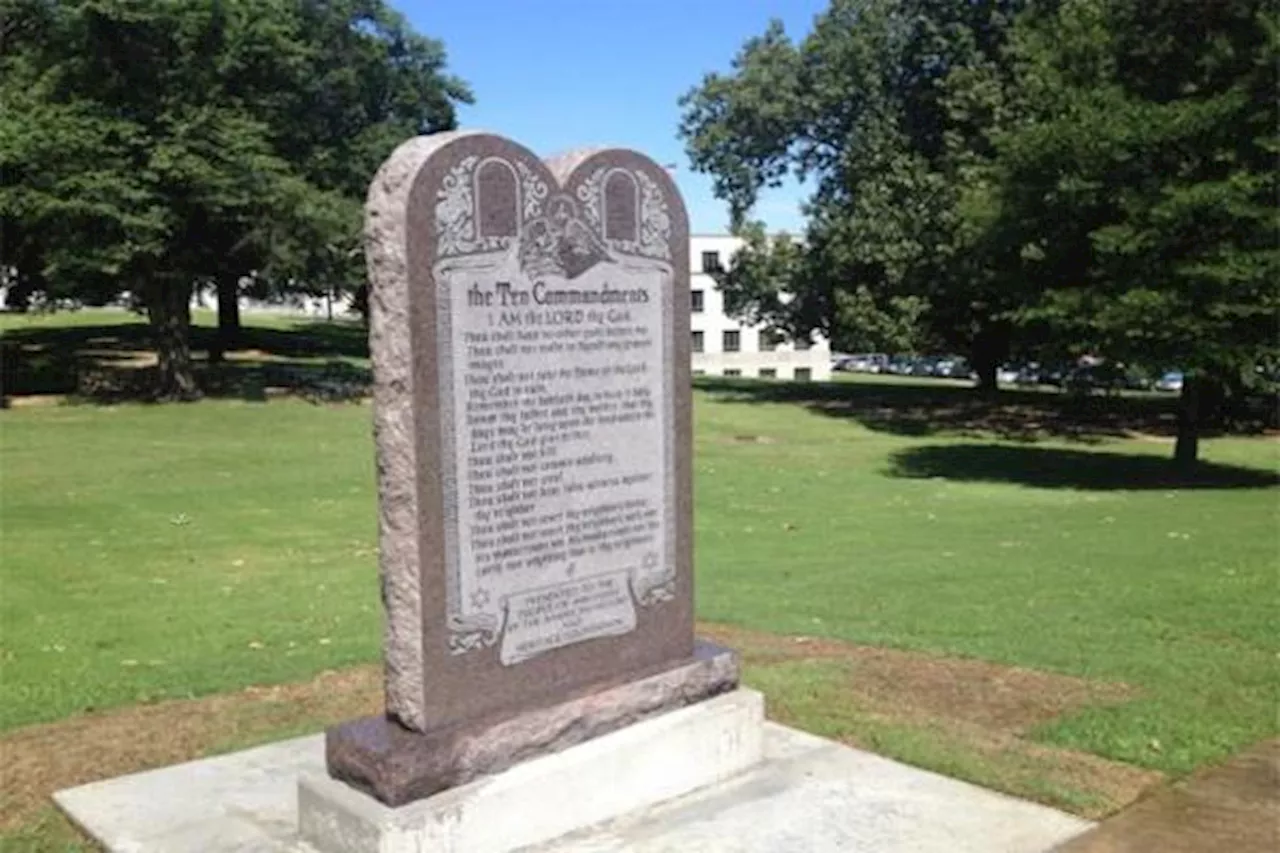 Louisiana requires display of Ten Commandments in all classrooms