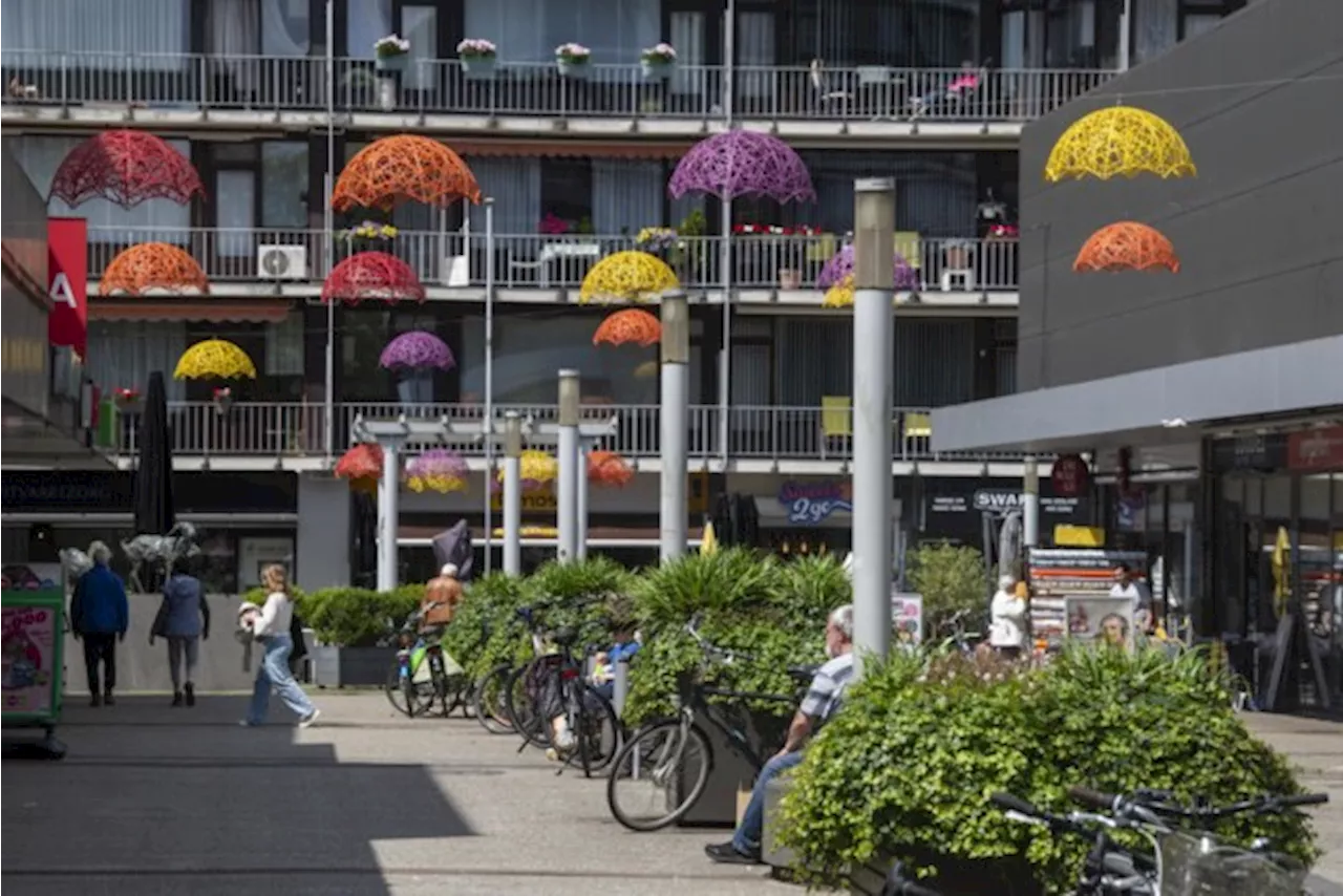 Wilrijk fleurt winkelcentrum op met versiering en start zomer met feestweekend