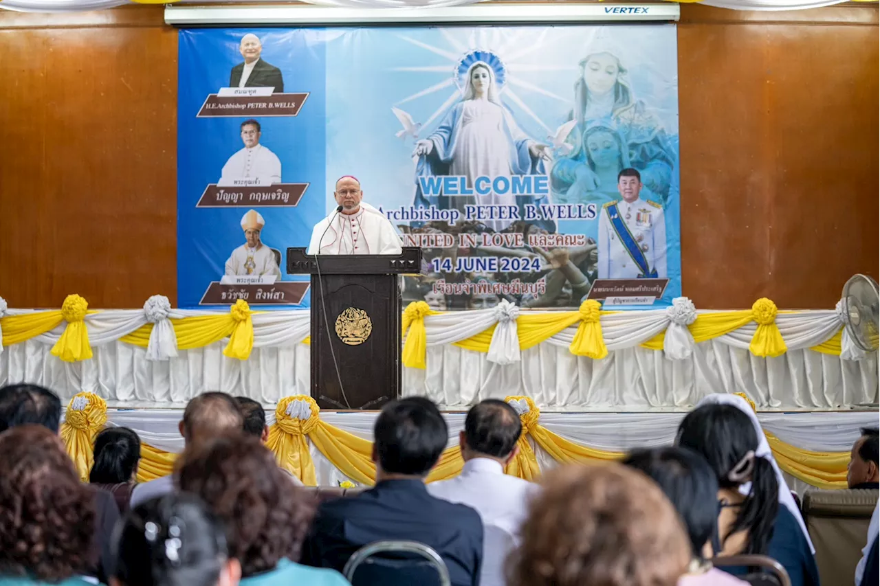 Apostolic Nuncio, Thai prelates visit prison