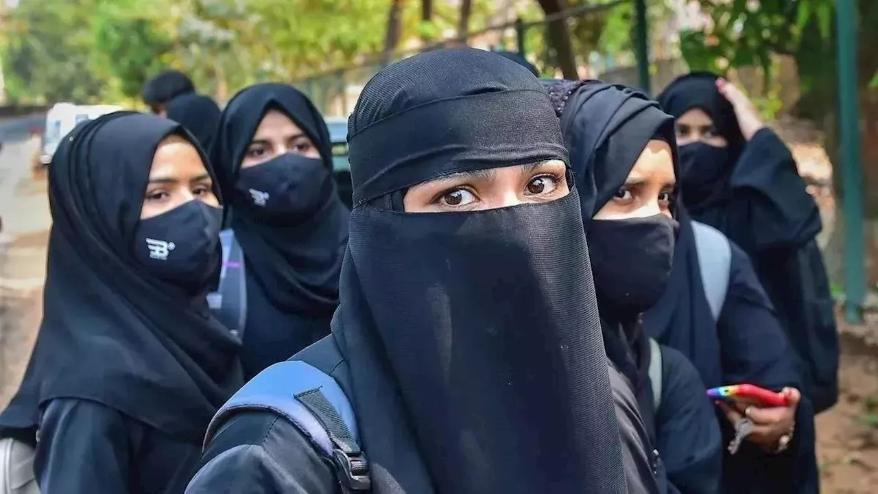 Bombay High Court On Hijab: 'कॉलेज ने लगाई ड्रेस कोड तो मुस्लिम छात्राएं पहुंची HC...', अब इस दिन आएगा कोर्ट का फैसला