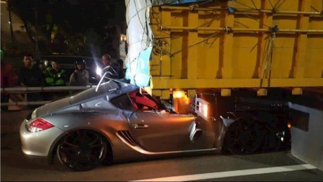 Sopir Truk Ungkap Detik-Detik Ditabrak Porsche di Tol Dalam Kota, Berhenti usai Speedometer Mati