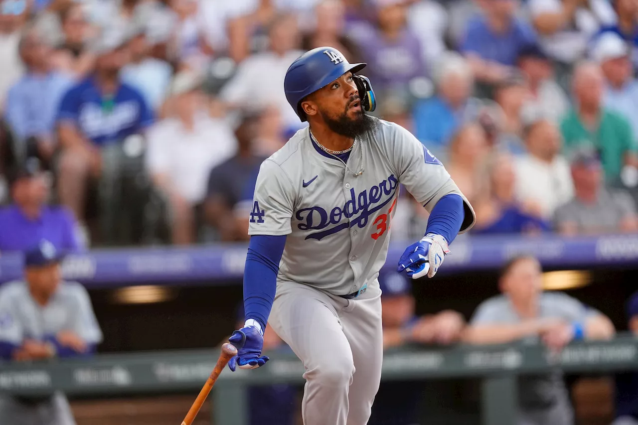 Hayward’s slam, Hernandez’s 3-run shot highlight 7-run ninth as Dodgers beat Rockies