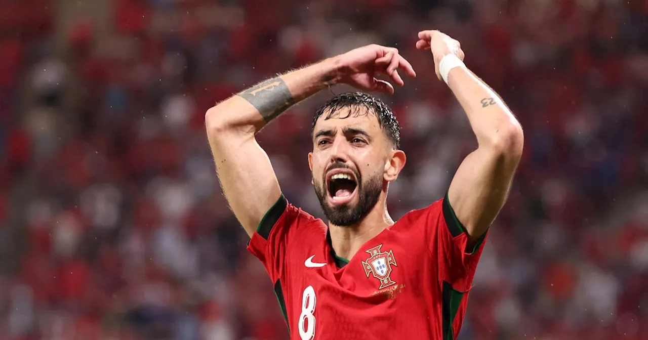 Liverpool star ranks Manchester United's Bruno Fernandes above Mohamed Salah