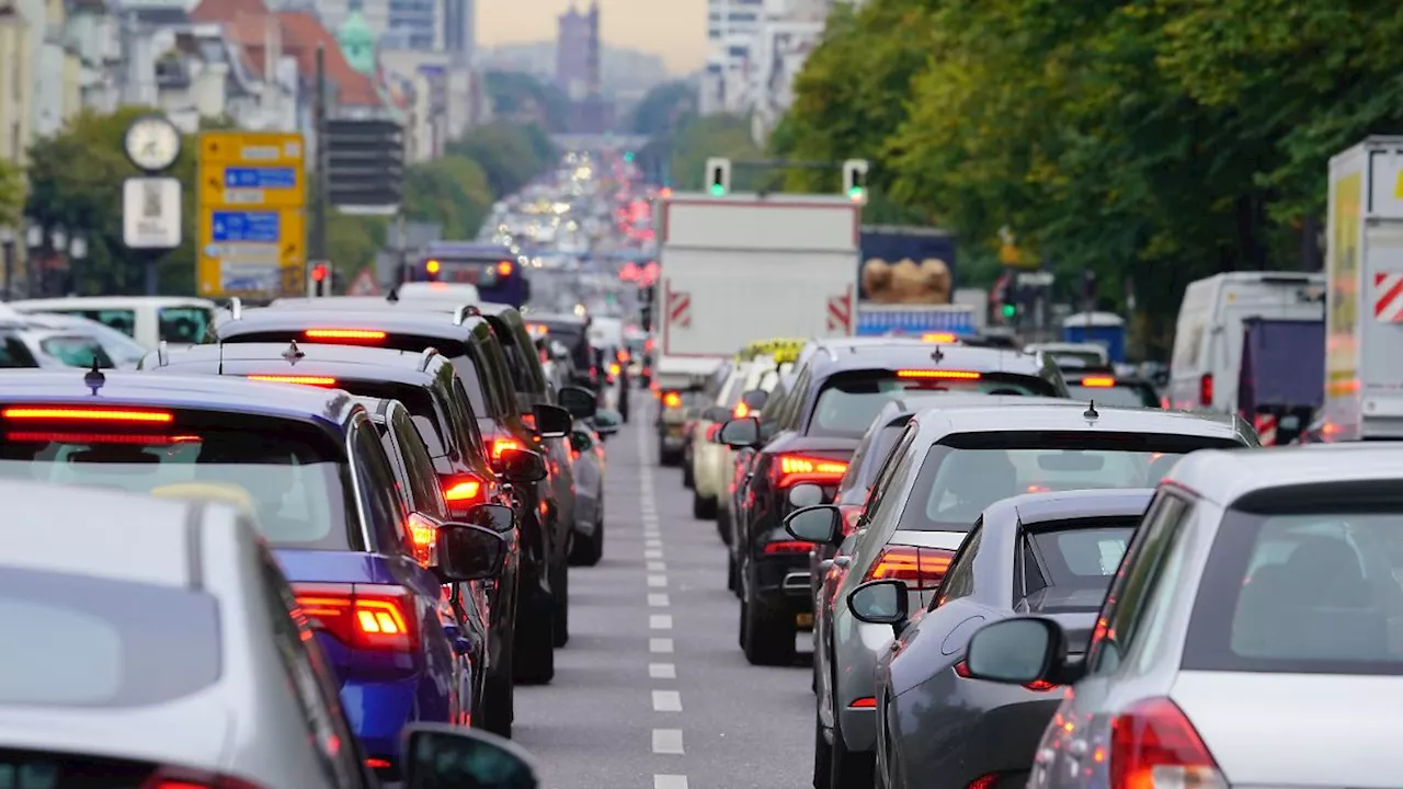 Staus erwartet: Fünf Bundesländer starten am Wochenende in die Sommerferien