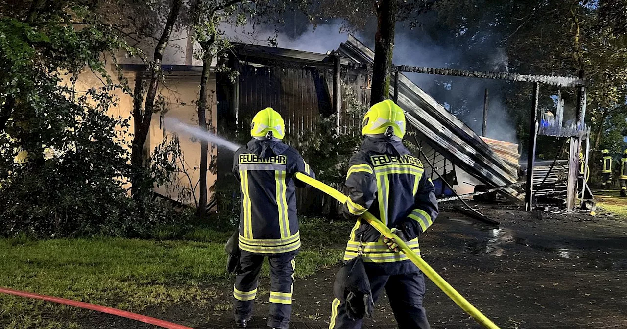 Mit Video: Mehr als 100 Feuerwehrleute bei Großbrand im Kreis Gütersloh im Einsatz