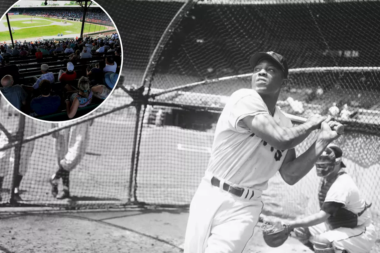 Fans at Rickwood Field honor Willie Mays after his death at 93