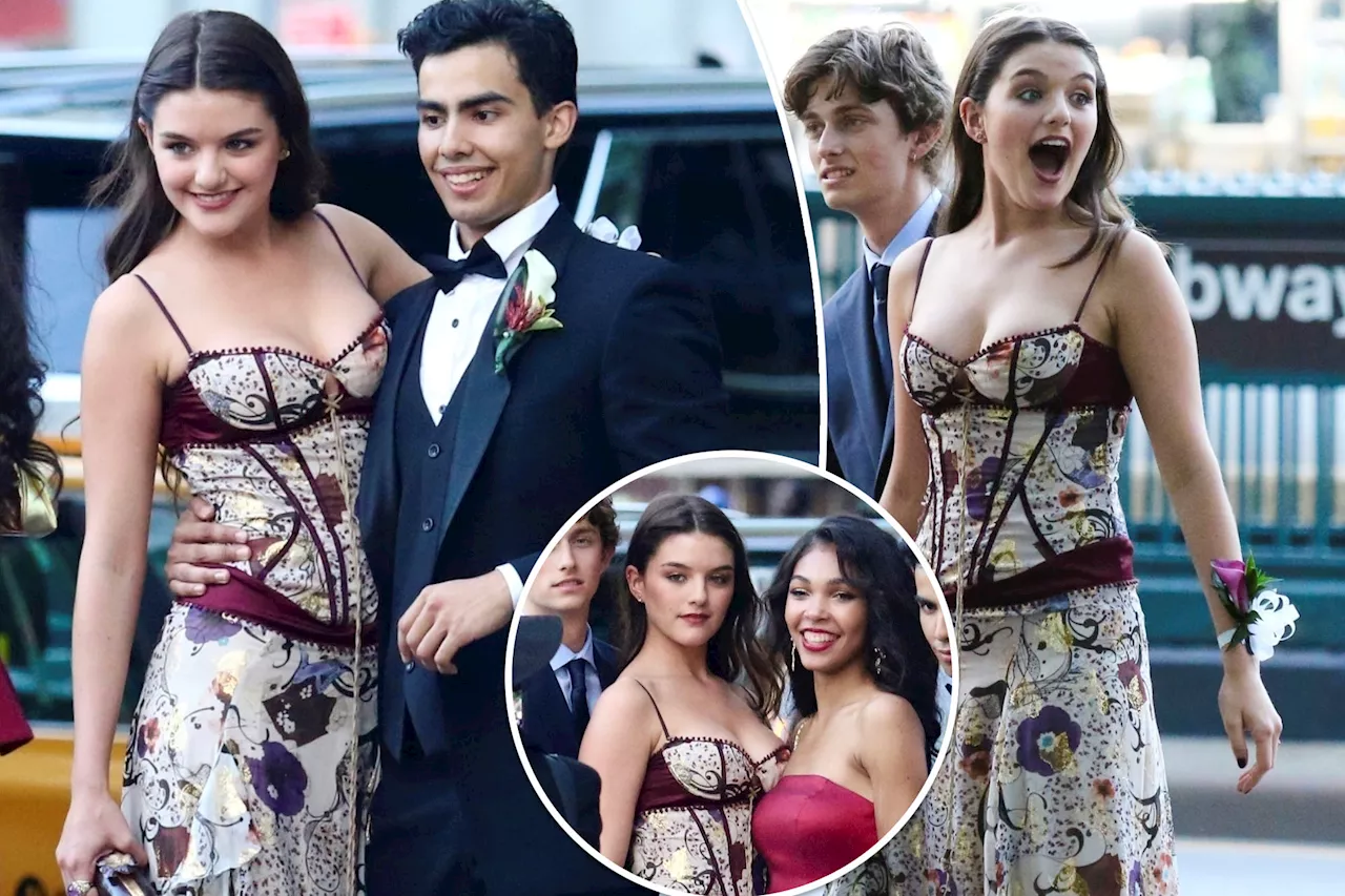 Suri Cruise, 18, dolls up for high school prom after revealing college plans