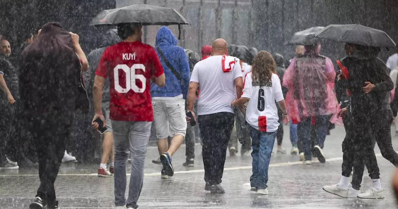 Wetter in NRW: Gewitter, Sonne und Hagel - es bleibt wechselhaft