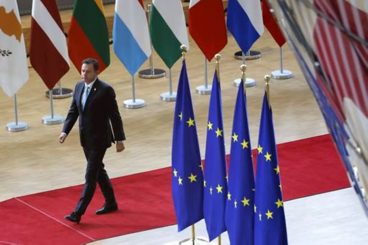 EU to warn France, Italy and more over unruly budgets